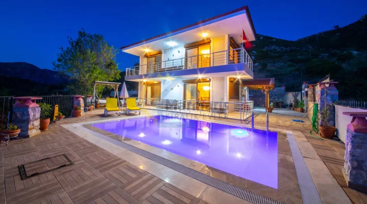 Bademli Köşk Söğüt